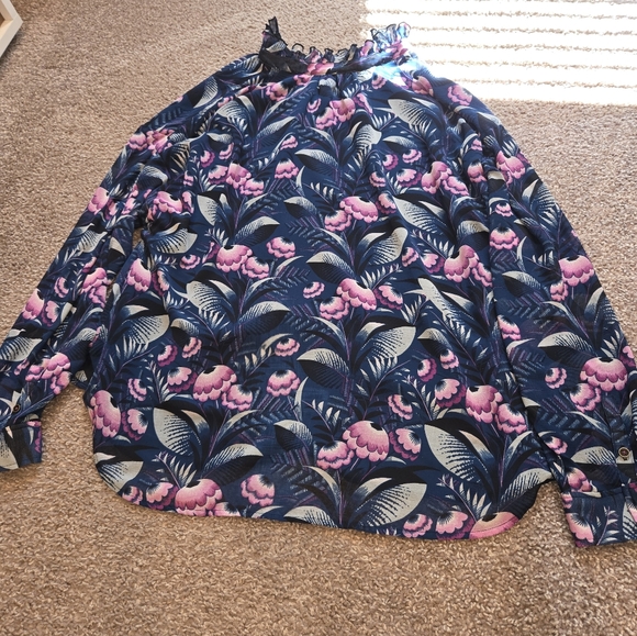 Flawless Anthropologie - Picture 7 of 8